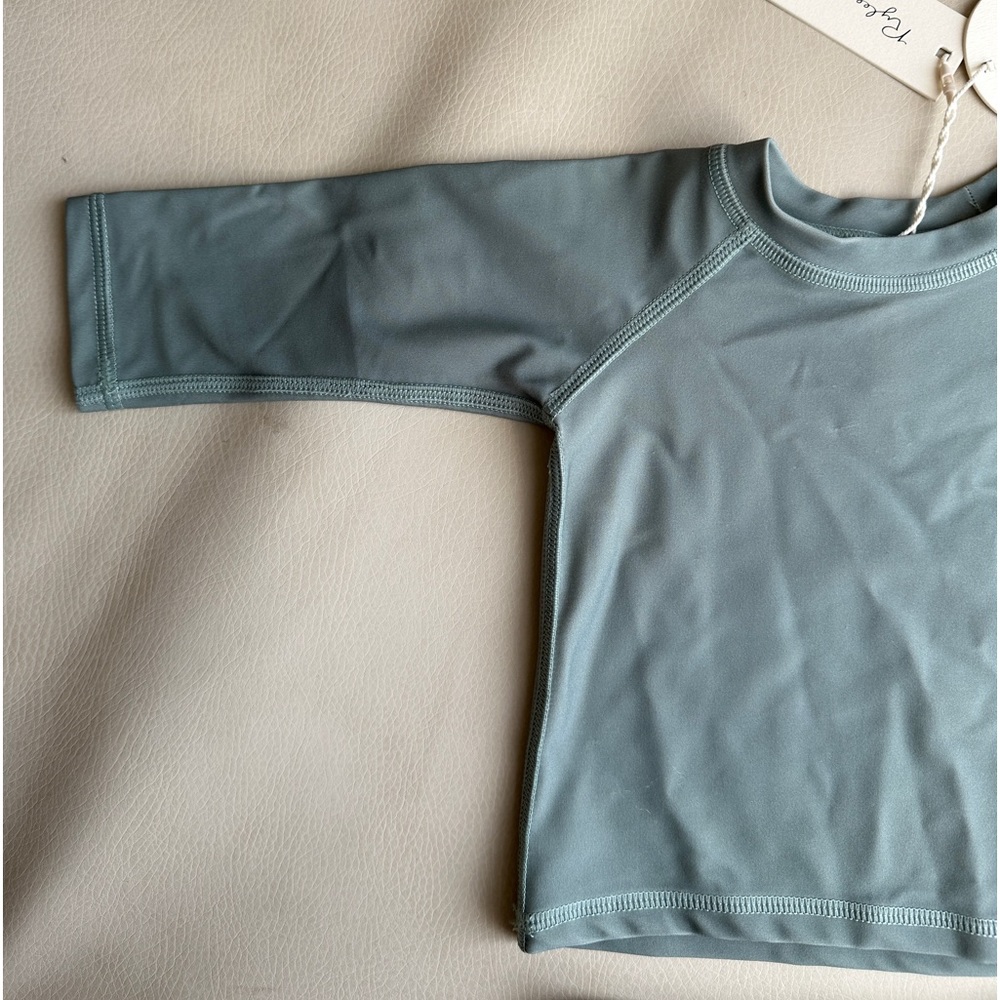 Rylee + Cru Rash-guard Set 0-3 months - Picture 7 of 16